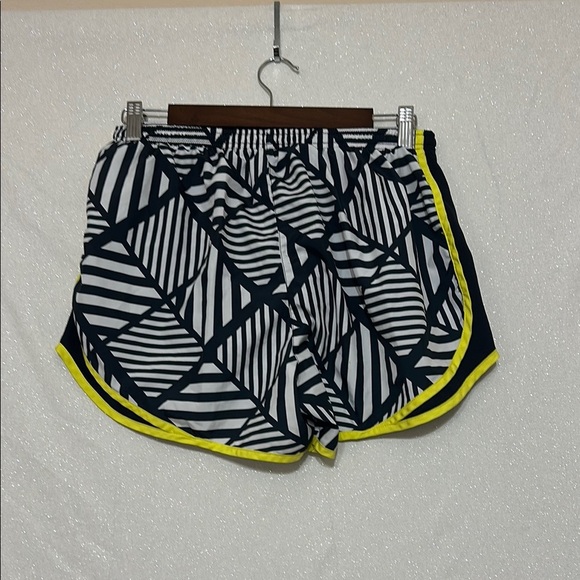 Nike Black and White Athletic Shorts - Picture 3 of 3